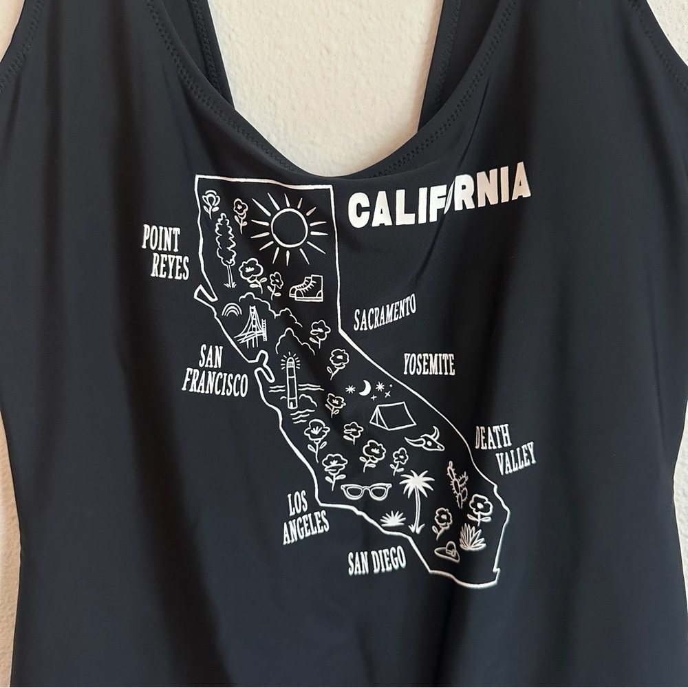 NWT Old Navy One Piece Black Swimsuit/Bathing Suit California Design | Size XL - Picture 2 of 5